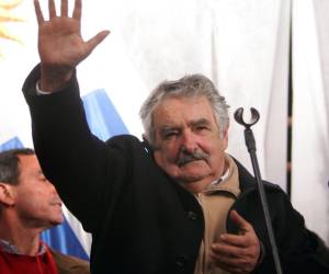 El expresidente Mujica luchó contra un cáncer de esófago.