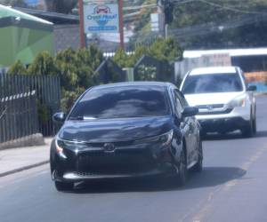 Miles de vehículos andan sin placas desde hace más de cuatro años.