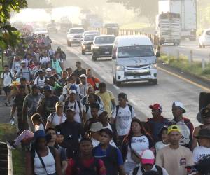 El anuncio se produce a cinco días de las elecciones de medio mandato del próximo martes, en las que la inmigración vuelve a ocupar un lugar central en la campaña.