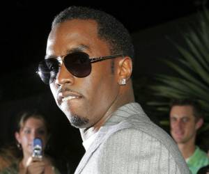 Sean Diddy Combs paga a otros reclusos para que le cocinen, le limpien el baño, le hagan la cama, le laven la ropa y le den masajes al estilo chino, según el relato de cuatro hombres que convivieron con él en la prisión federal de Fort Dix, en Nueva Jersey.