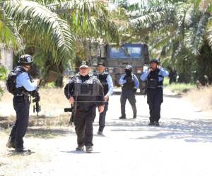 Momentos de terror vivieron campesinos al ser atacados por delincuentes, quienes mataron a 19 personas. Los cuerpos quedaron tirados en una pequeña iglesia y otros en medio de las plantaciones.