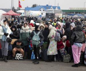 Más de 5,3 millones de ucranianos se han refugiado en el extranjero.