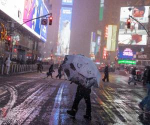 Se pronostican grandes acumulaciones de nieve que paralicen el transporte.