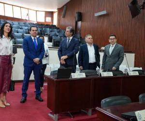 La subsecretaria general de las Naciones Unidas y directora regional del Programa de las Naciones Unidas para el Desarrollo para América Latina y el Caribe, Michelle Muschett, visitó el Congreso.