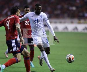 Yustin Arboleda se metió entre los titulares de Honduras para este juego ante Costa Rica.