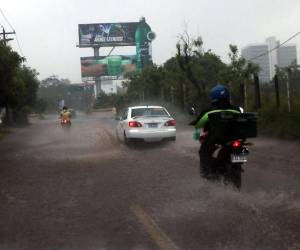 Este jueves se podrían presentar lluvias, chubascos y tormentas con actividad eléctrica en el territorio nacional.