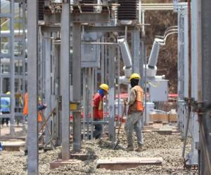 Con la Ley de Justicia Energética, el país incorpora elementos que ya se aplican en países vecinos, pero destaca por la particularidad que mantiene la propiedad pública de la empresa matriz y las tres subsidiarias.