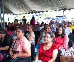 El grupo que supera las cien mujeres fueron capacitadas para ser emprendedoras y lograr mejores resultados en su pequeños y medianos negocios.
