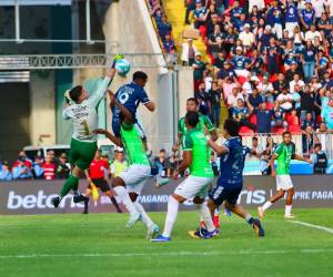 Imágenes del desarrollo del partido.