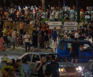 El número de cadáveres encontrados en las últimas horas en la costa de la ciudad española de Ceuta, en el norte de África, asciende a 34, informaron a EFE fuentes policiales, tras el ingreso irregular de migrantes procedentes de Marruecos a España. Aquí las fotos:
