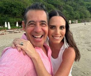 El conductor y entrevistador mexicano Yordi Rosado expuso durante una conversación en el programa El Mitote una decisión personal que tomó años atrás: despedir a una integrante de su equipo de trabajo debido a la atracción física que sentía hacia ella, como medida preventiva para proteger su matrimonio.