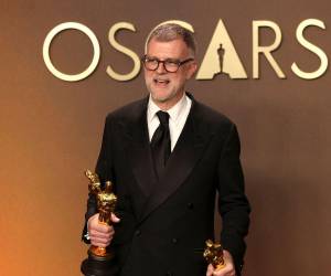 En una noche, Paul Thomas Anderson ganó tres premios Oscar que no había ganado en once nominaciones anteriores desde 1998.