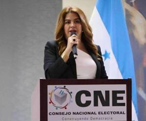 Cossette López denuncia una conspiración desde sectores del Estado para debilitar al CNE y obstaculizar el proceso electoral en Honduras.