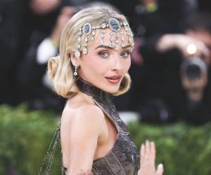 La cantante Sabrina Carpenter recibió protección judicial tras denunciar actos de acoso.