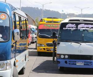 Autoridades de la DSTU detallaron que diariamente se asigna resguardo a diferentes rutas del transporte urbano con más de 80 efectivos de la Policía Nacional.