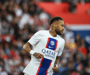 Neymar inauguró el marcador en el Parque de los Príncipes. El delantero brasileño cruzó la pelota para marcar el 1-0 del PSG vs. Brest por la Ligue 1.