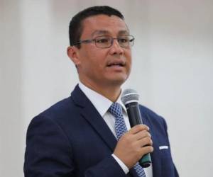 Ebal Díaz, exministro de la Presidencia en el gobierno de Juan Orlando Hernández, afirmó que “cuando el familión que ya se va deje de controlar la narrativa mediática a través de los recursos inmensos del Estado”, él contará su versión de las acusaciones en su contra.