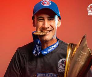 El uruguayo Eduardo Espinel seguirá al mando del conjunto merengue.