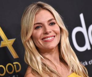 En junio de 2024 Miller dijo, en entrevista con Harper’s Bazaar, que no esperaba tomarse en serio su relación con Green cuando comenzó.