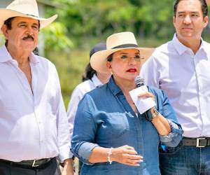 Manuel Zelaya Rosales, expresidente de Honduras, reveló a qué se dedican junto a Xiomara Castro tras dejar Casa Presidencial. El exjefe de Estado detalló cuáles son las fuentes de ingreso del matrimonio.