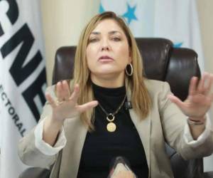 La presidenta del Consejo Nacional Electoral (CNE), Ana Paola Hall, advirtió que defenderá el proceso electoral de quienes quieran impedir una declaratoria de las elecciones generales.