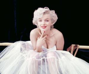 Unas cintas grabadas a lo largo de casi treinta años y transcritas apenas ahora sacan a la luz la voz más íntima de Arthur Miller sobre su matrimonio con Marilyn Monroe. El dramaturgo, considerado uno de los autores más influyentes del siglo XX, describió a la actriz como una mujer que necesitaba de su pareja algo que ningún ser humano podría sostener.