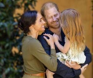 Un nuevo vídeo de Meghan Markle deja ver el día a día de la familia Sussex en su regreso al Reino Unido.