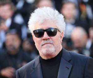 En medio de la promoción de su Amarga Navidad, Almodóvar reconoce: Creo que los escritores somos peligrosos.