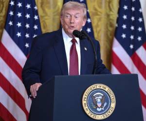 El presidente Trump convocó para mayo a varios presidentes latinoamericanos.