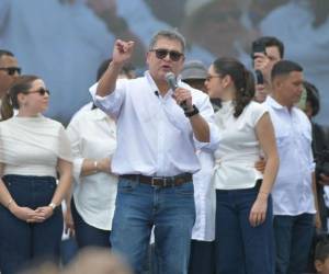 La defensora reiteró que el expresidente está dispuesto a someterse a la justicia hondureña como cualquier otro ciudadano y que buscan que las resoluciones sean tomadas bajo criterios legales.