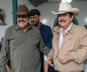 Carlos Zelaya, exdiputado y exsecretario del Congreso Nacional (CN), fue diagnosticado con cáncer de laringe, una enfermedad que lo llevó a salir del país para recibir tratamiento médico en México.