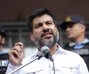 “Siempre tuve claro que un día tenía que salir de fiscal general y aquí estoy. Yo no tengo ningún problema, sigo siendo un ciudadano común y corriente, dijo Zelaya a los medios.