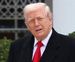 La portavoz de la Casa Blanca detalló que el objetivo de la resonancia era identificar cualquier problema de forma temprana.