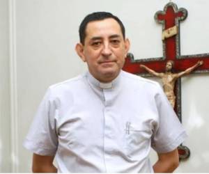 Fotografía del exsacerdote Óscar Muñoz.