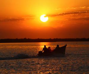 Las maravillas del sur de Honduras esperan a miles de turistas en el feriado de Semana Santa. Los atardeceres forman parte de los atractivos turísticos de la zona.