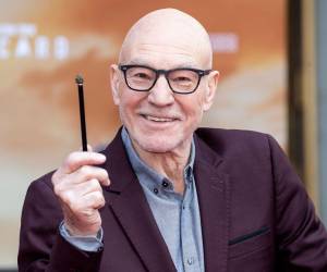 El actor británico Patrick Stewart murió el miércoles 28 de octubre, a los 86 años, en su casa de Los Ángeles, y dejó una fortuna levantada durante más de seis décadas entre el teatro, la televisión y el cine, cuyo tamaño exacto nadie ha confirmado con exactitud.