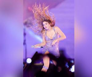 La cantante colombiana Shakira continúa en México su gira tras su paso por Brasil y una exitosa e inédita residencia de conciertos en El Salvador.