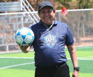 El técnico tricampeón de Liga Nacional vive una nueva etapa con su academia de fútbol.