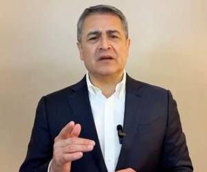 El expresidente Juan Orlando Hernández publicó una carta dirigida a Nasry Asfura para pedirle retomar la agenda de modernización digital del Estado.