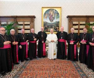 Los obispos de la Conferencia Episcopal de Honduras se reunieron este viernes en la Santa Sede con el papa León XIV como parte de su visita Ad Limina.