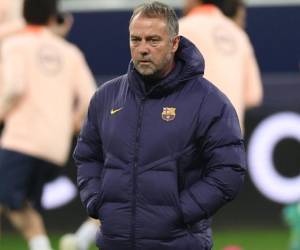 Hansi Flick sabe lo importante que es el juego ante Sevilla para Lewandowski y Ferrán.