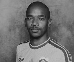 El centrocampista sudafricano Jayden Adams ha muerto a los 25 años días después de haber jugado con su selección en el Mundial de Fútbol 2026, confirmó este sábado el ministro de Deportes, Artes y Cultura de Sudáfrica, Gayton McKenzie. ¿Qué se sabe de su caso? Aquí los detalles: