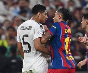 Imágenes del desarrollo del partido.