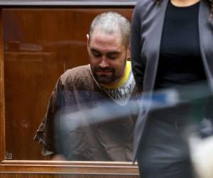 Nick Reiner, acusado de asesinar a sus padres, el cineasta Rob Reiner y su esposa, la fotógrafa Michele Singer Reiner, no puede acceder al fideicomiso que éstos crearon en su beneficio para emplearlo en cubrir los gastos de defensa del juicio sobre la muerte de sus progenitores.