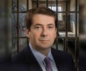 Farmer rechazó el martes las acusaciones en un mensaje en la red social X y se declaró inocente, asegurando que fue arrestado por un gobierno que le adeuda dinero.