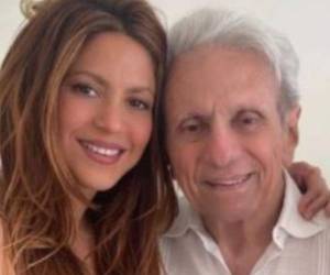 Shakira es muy cercana a su padre William.