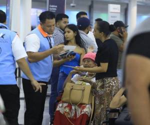 La vacuna contra el sarampión estará disponible en varios aeropuertos, con el fin de evitar la propagación del virus.