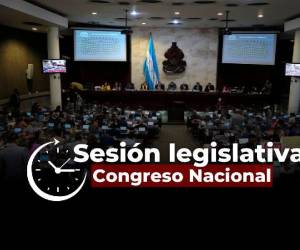 Najo un clima de completa tensión política, el Congreso Nacional sesiona este martes bajo la expectativa por la elección de las nuevas autoridades del Ministerio Público.