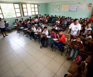 La Unidad Investigativa de EL HERALDO Plus viajó hasta San Andrés, Nicaragua, donde decenas de niños hondureños reciben clases. A continuación los detalles de la formación que reciben los catrachos en tierras nicaragüenses.