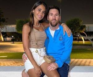 Lionel Messi y su esposa, Antonela Rocuzzo se reunieron en la concentración de la selección en Doha.